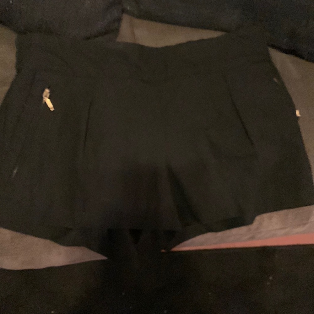 Black casual shorts gold zipper